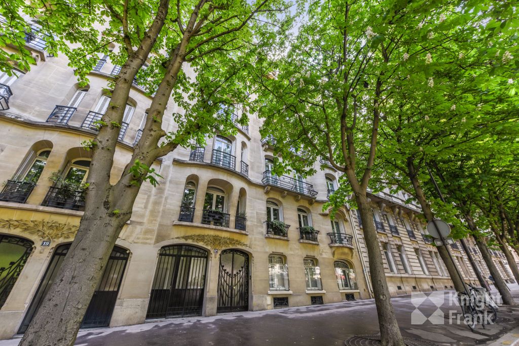 location bureaux Paris-16 de 303 m²- Photo1