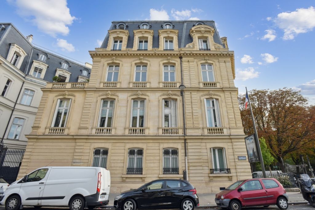 location bureaux Paris-8 de 300 m²- Photo1