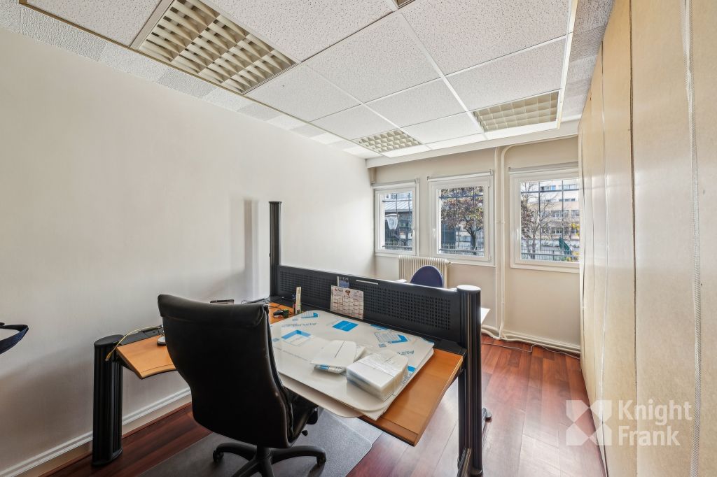 location bureaux Issy-Les-Moulineaux-92130 de 130 m²- Photo3