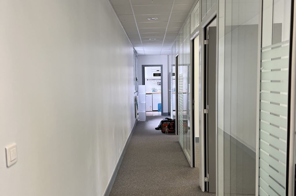 location bureaux Levallois-Perret-92300 de 66 m²- Photo3