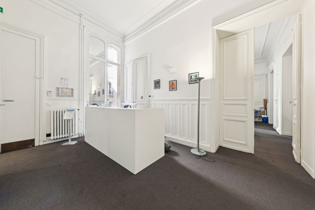 location bureaux Paris-8 de 303 m²- Photo3