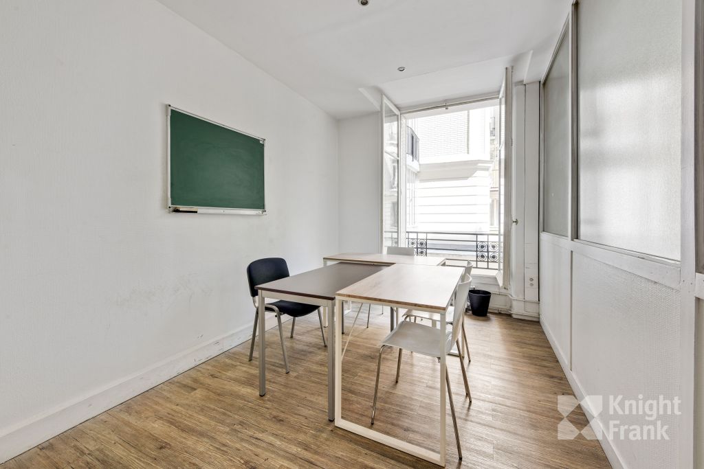 location bureaux Paris-16 de 303 m²- Photo4