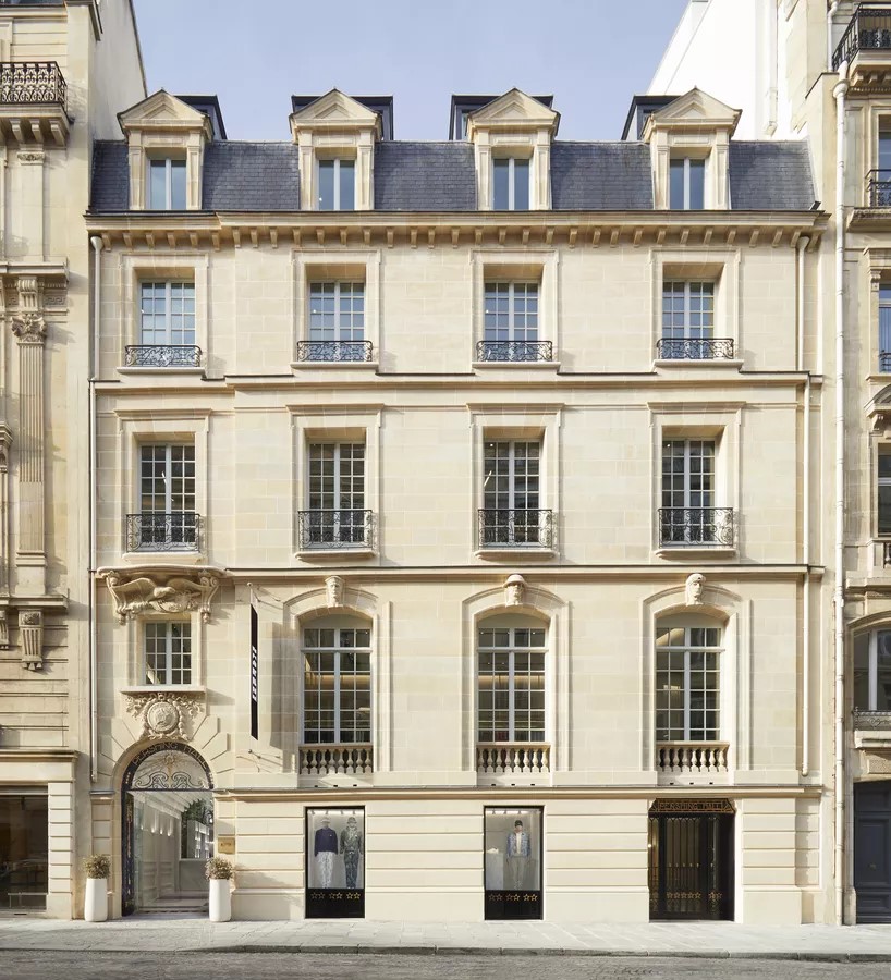 Pershing Hall 49 rue Pierre Charron