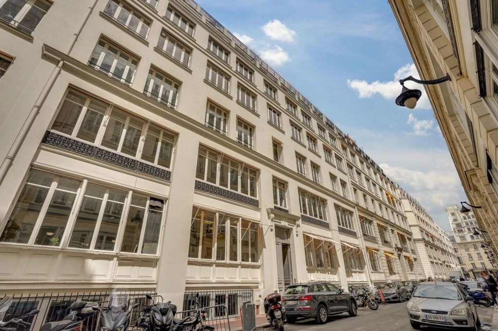location bureaux Paris-10 de 103 m²- Photo1