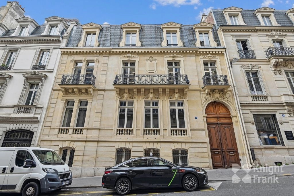 location bureaux Paris-16 de 1 011 m²- Photo1