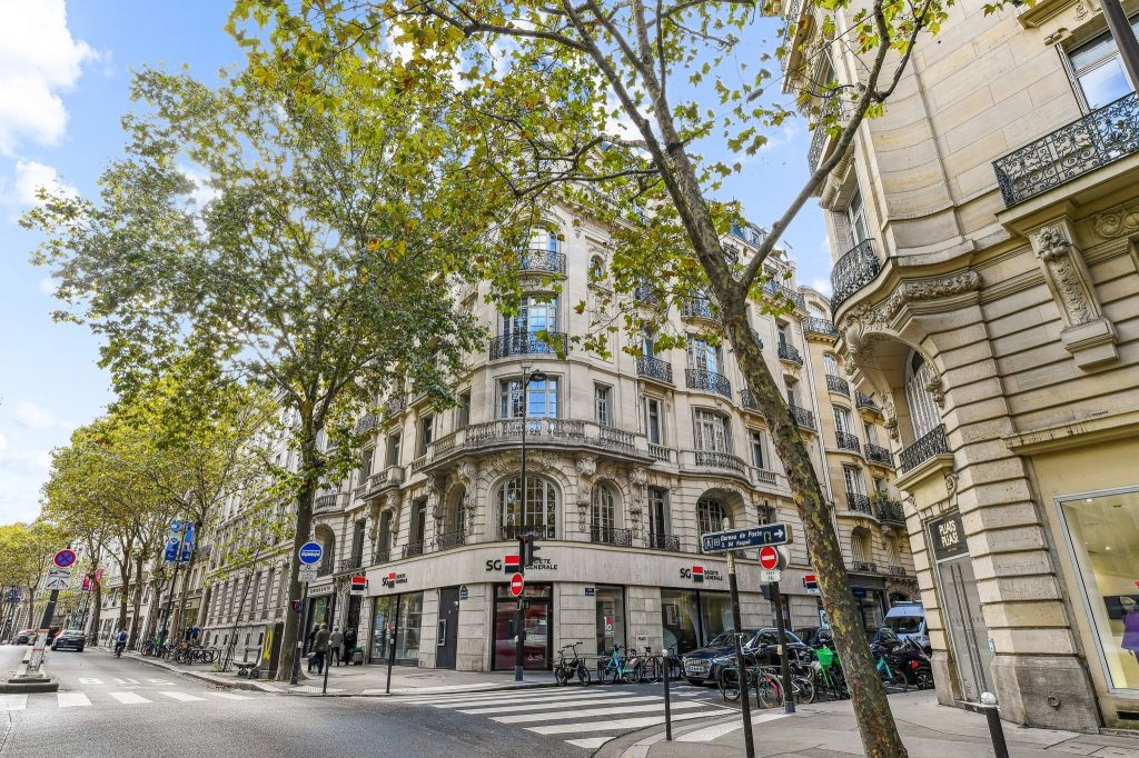 vente bureaux Paris-7 de 310 m²- Photo1