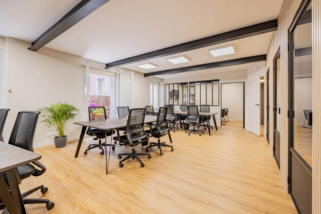 location bureaux Paris-9 de 100 m²- Photo1