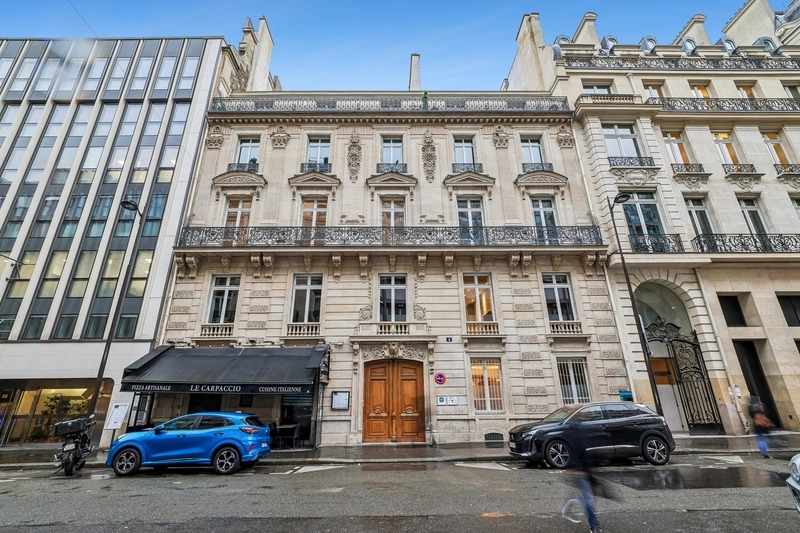 location bureaux Paris-8 de 79 m²- Photo1