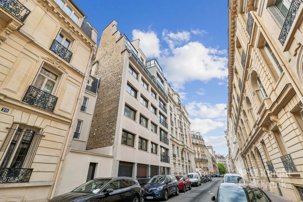 location bureaux Paris-16 de 160 m²- Photo1