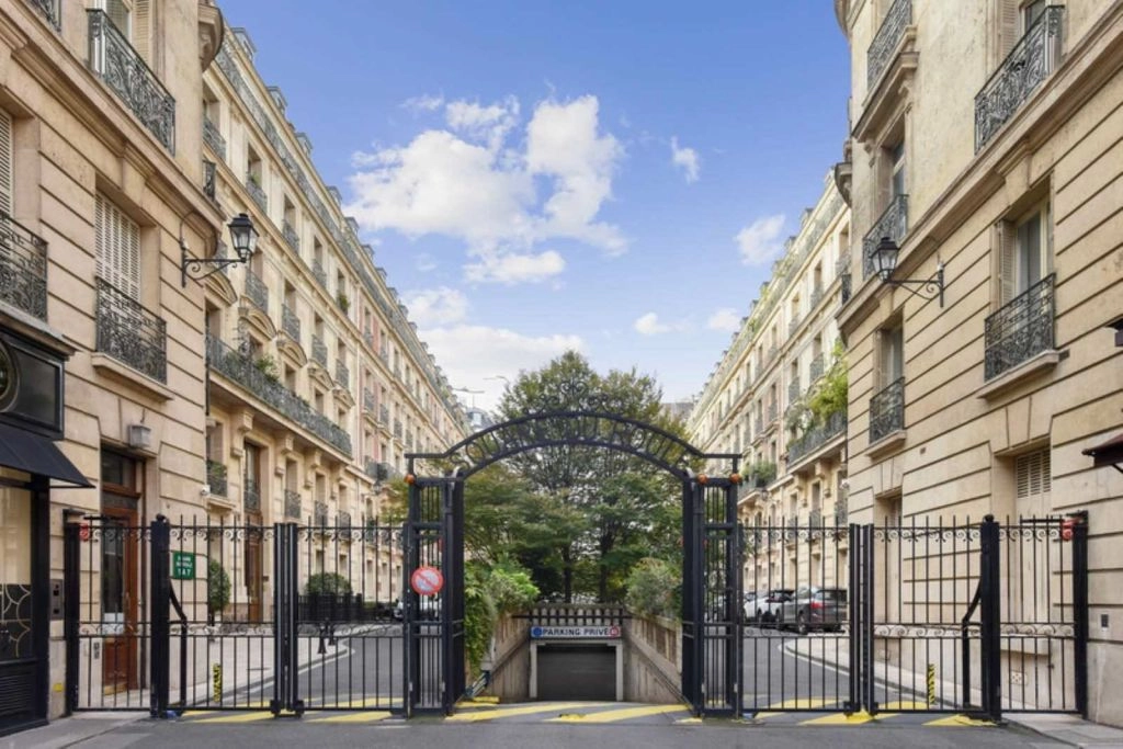 location bureaux Paris-8 de 170 m²- Photo1