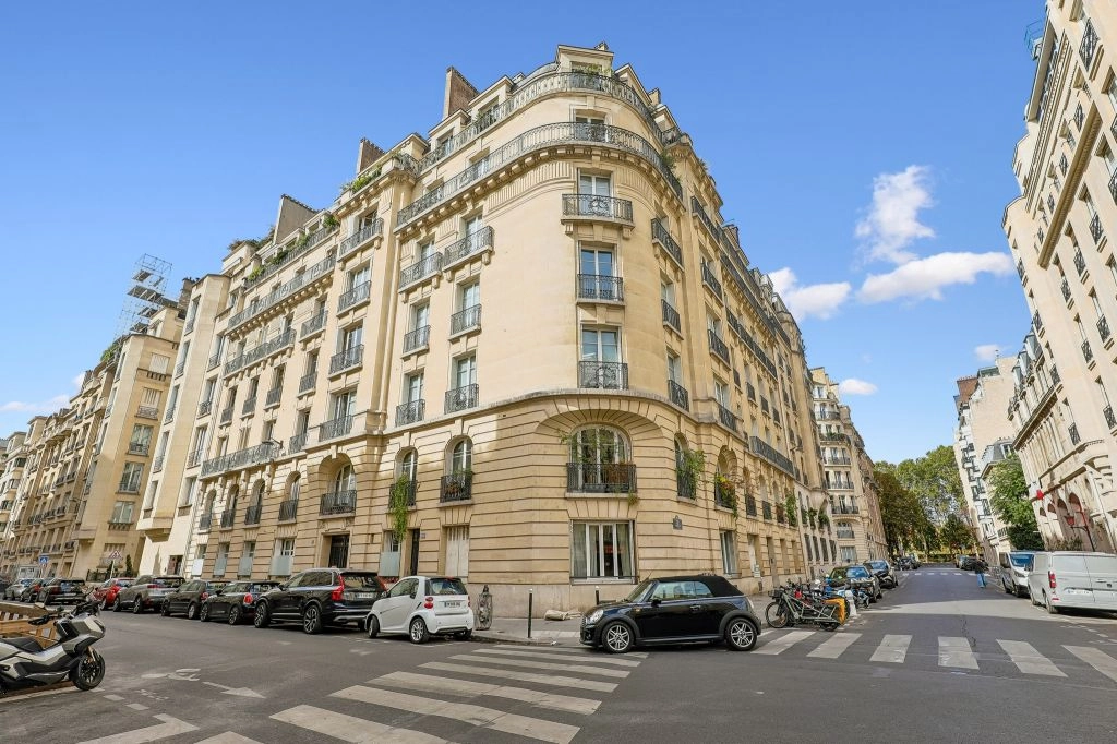 vente bureaux Paris-7 de 162 m²- Photo1