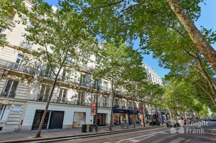 offices for rent Paris-8-30629- Photo1