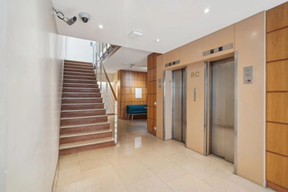 offices for rent Paris-16-30997- Photo2