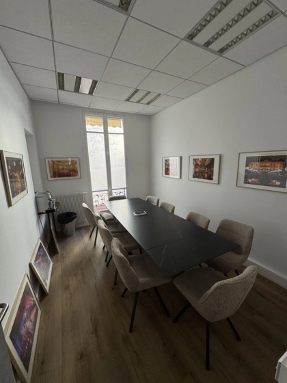 offices for rent Paris-16-30507- Photo4