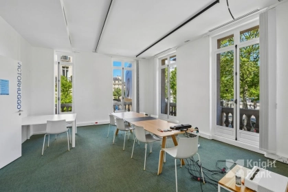 offices for rent Paris-16-31717- Photo4