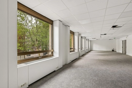 offices for rent Paris-8-31464- Photo3