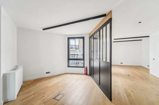 offices for rent Paris-16-30704- Photo4