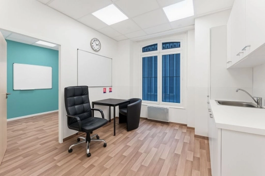 offices for rent Paris-16-30213- Photo9