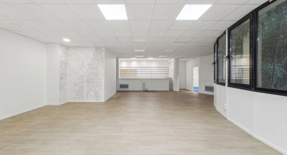 location bureaux Paris-17 de 170 m²- Photo3