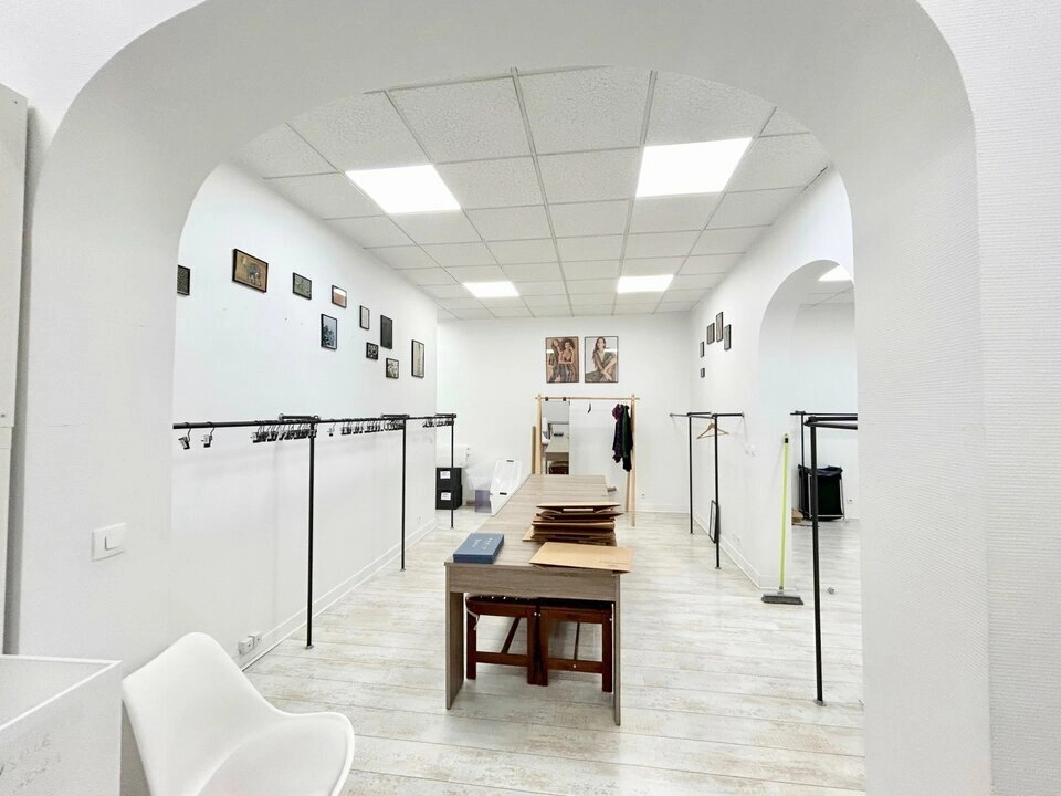 location bureaux Paris-8 de 110 m²- Photo3