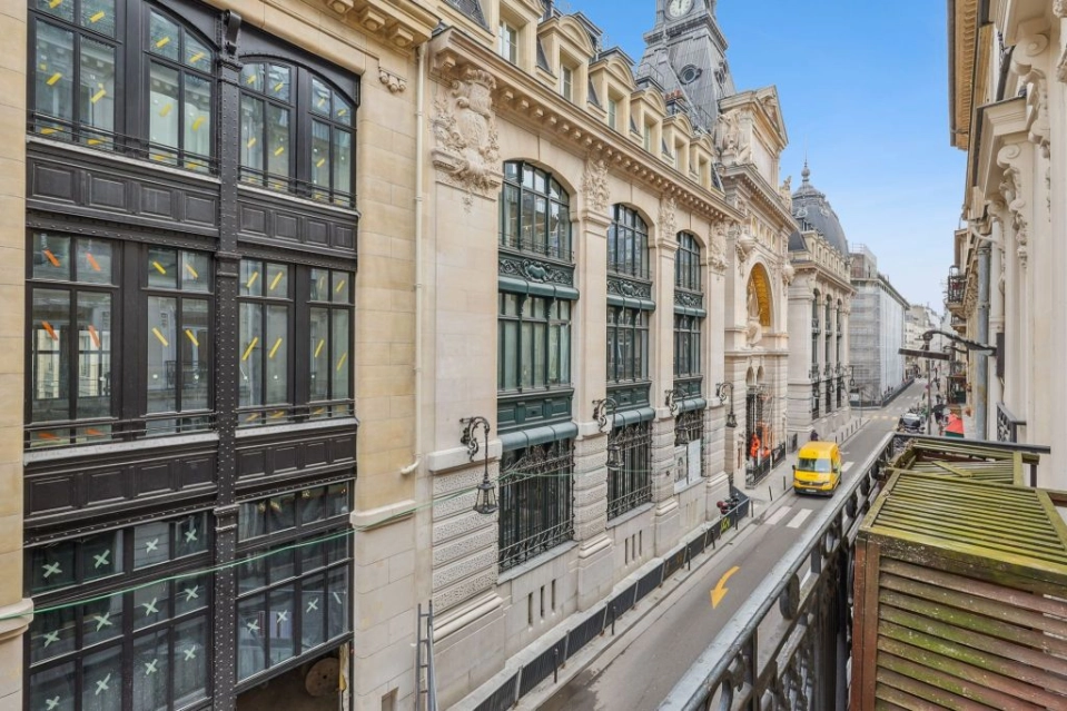 location bureaux Paris-9 de 180 m²- Photo3