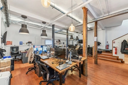 location bureaux Paris-9 de 111 m²- Photo3
