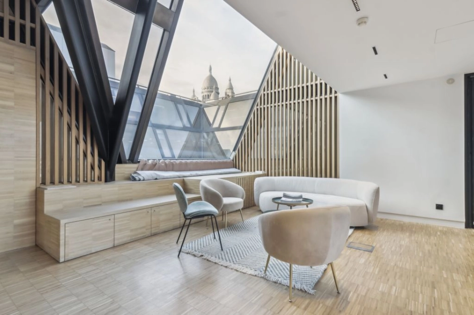 location bureaux Paris-18 de 375 m²- Photo3