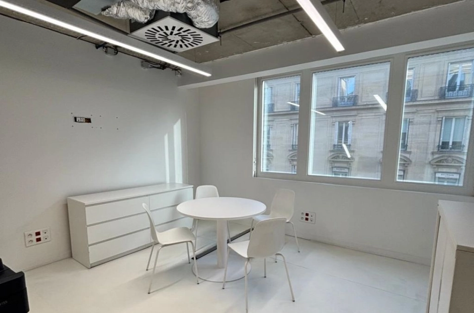 location bureaux Paris-8 de 117 m²- Photo3
