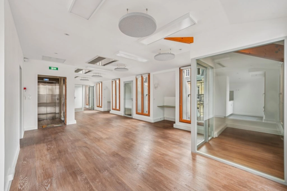 location bureaux Paris-9 de 88 m²- Photo3