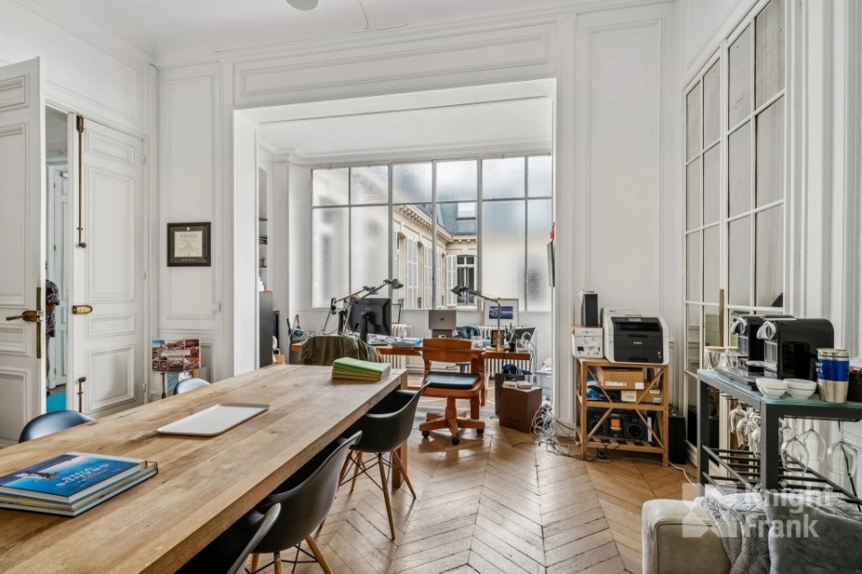 location bureaux Paris-8 de 425 m²- Photo3