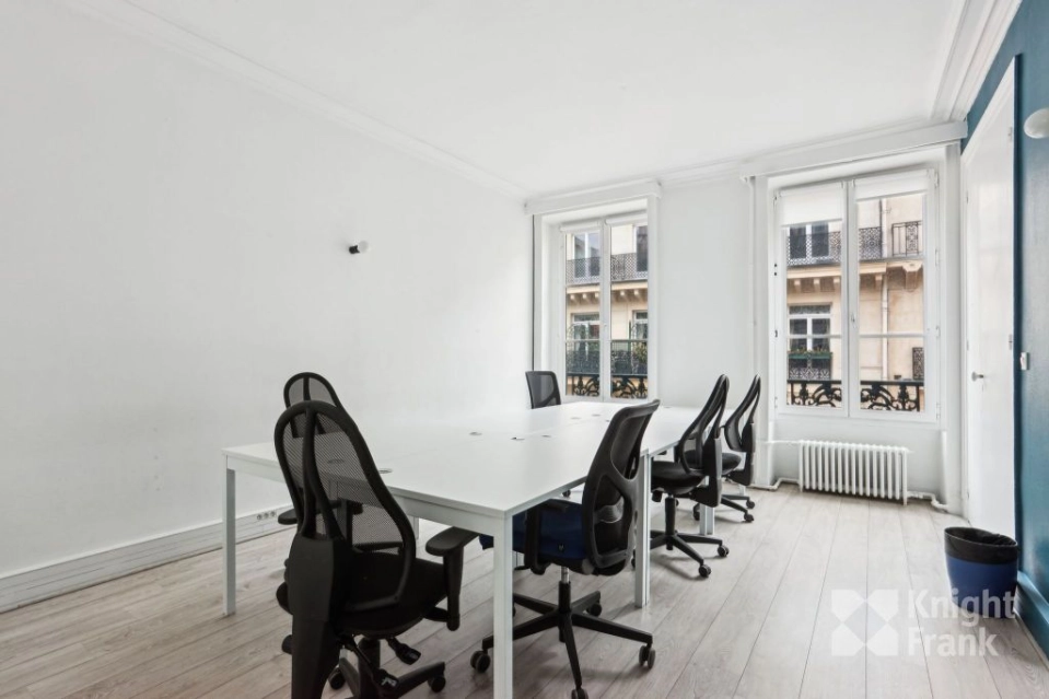 location bureaux Paris-10 de 365 m²- Photo3