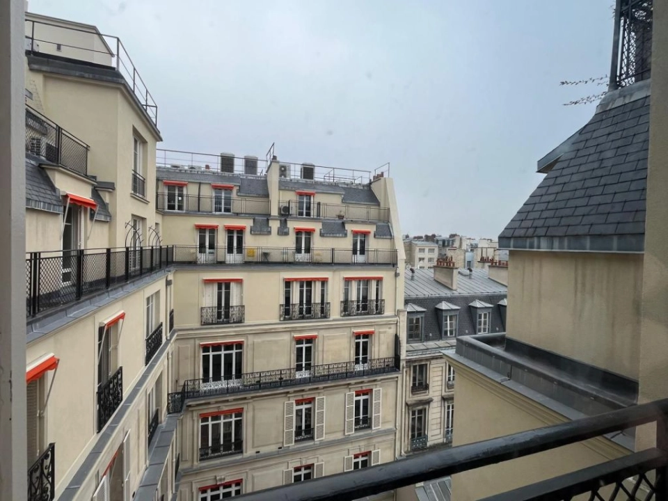 location bureaux Paris-8 de 53 m²- Photo3