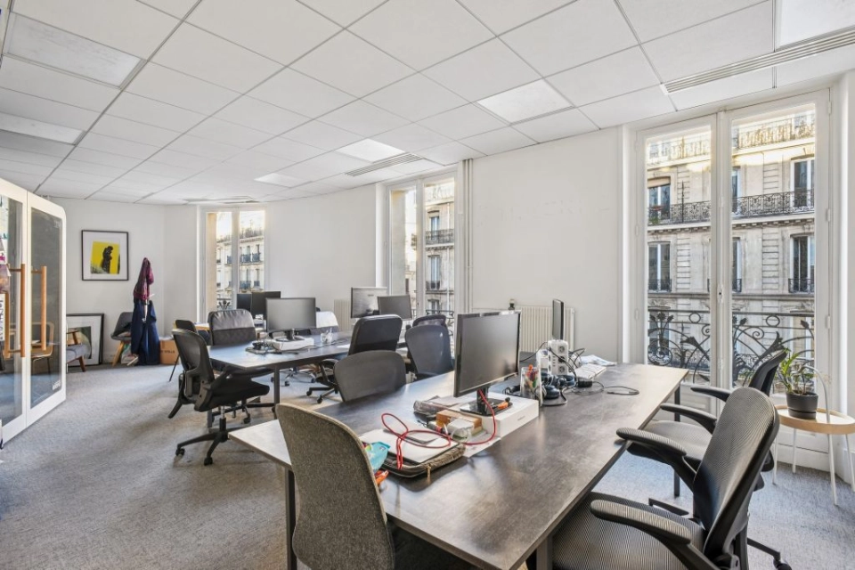 location bureaux Paris-9 de 292 m²- Photo3