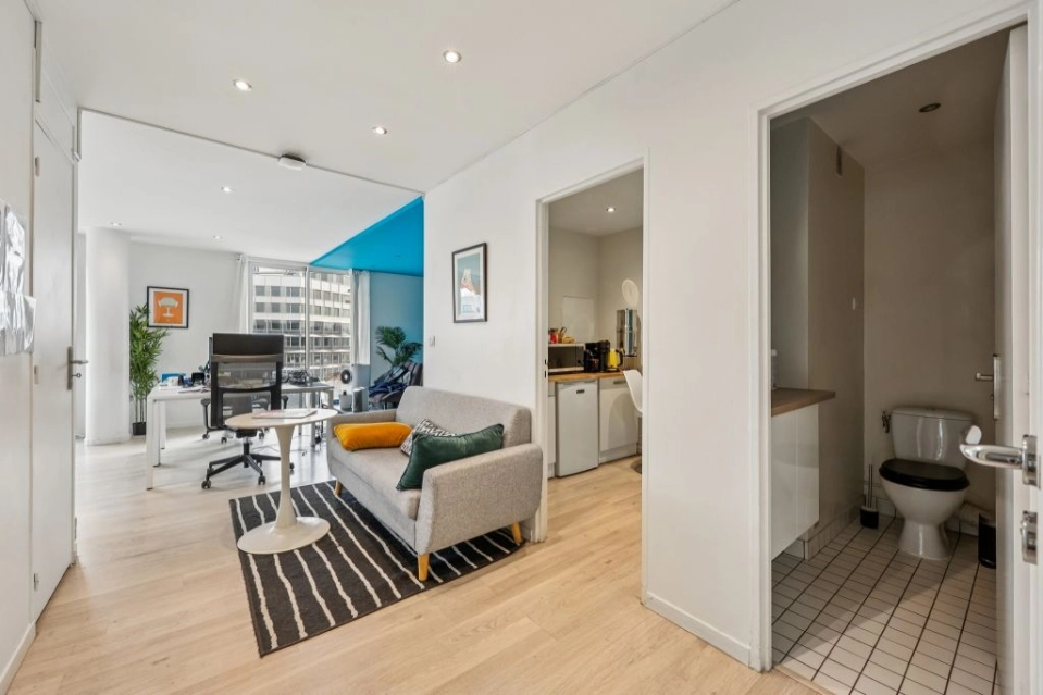 location bureaux Boulogne-Billancourt-92100 de 78 m²- Photo3