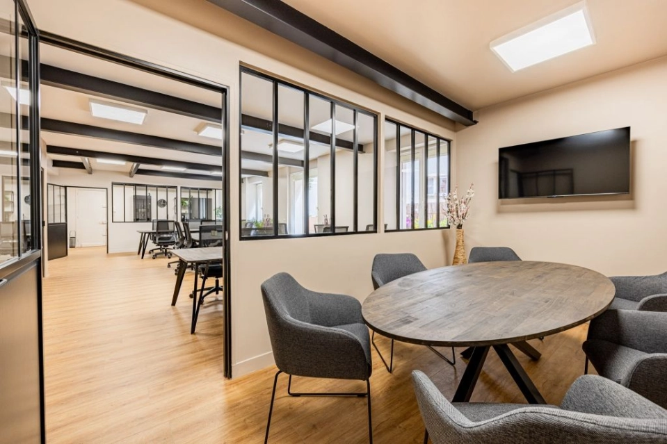 location bureaux Paris-9 de 100 m²- Photo3