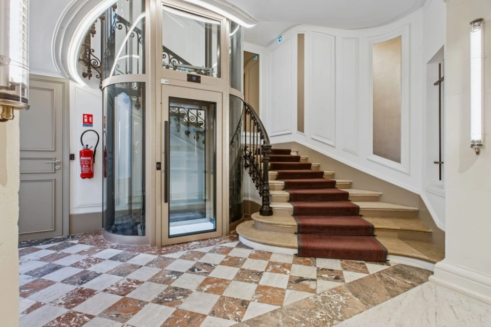 location bureaux Paris-8 de 276 m²- Photo3