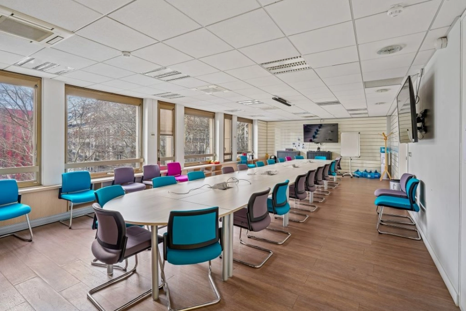 location bureaux Paris-8 de 264 m²- Photo3