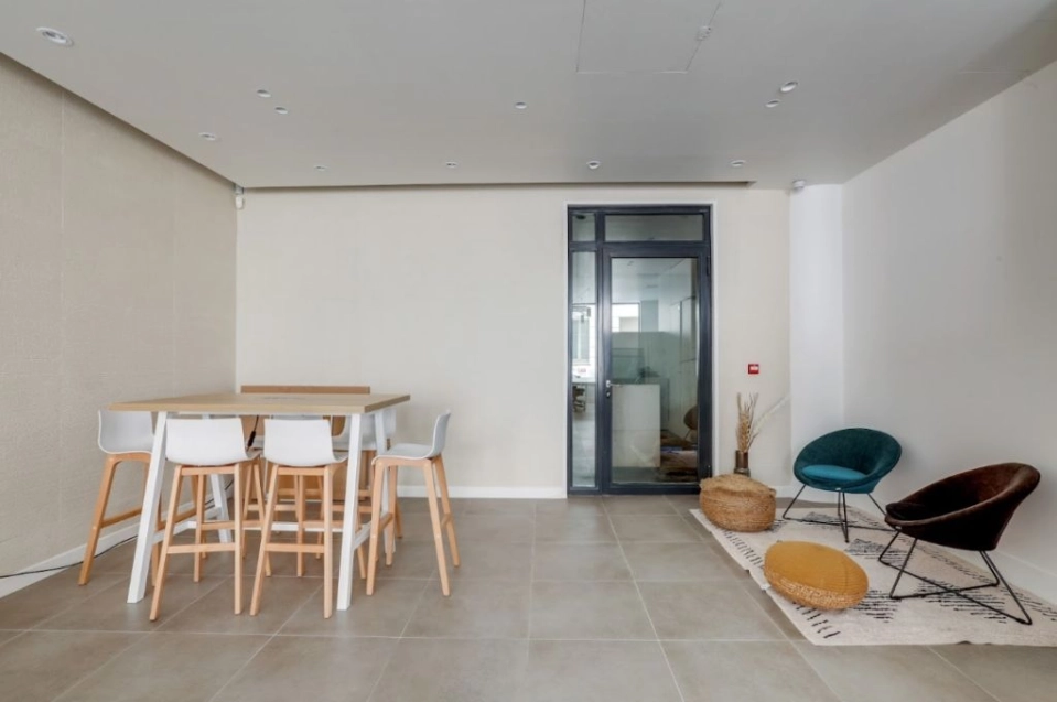 location bureaux Paris-2 de 81 m²- Photo3