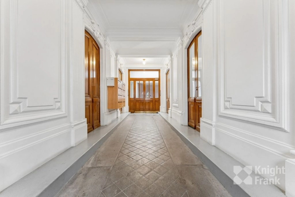 location bureaux Paris-8 de 153 m²- Photo3