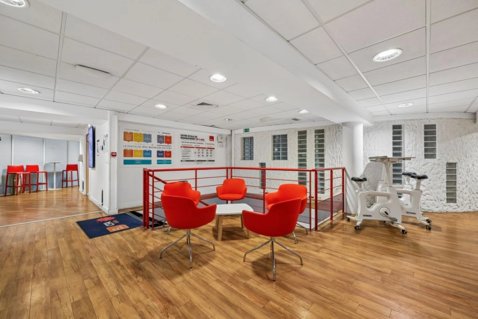 location bureaux Issy-Les-Moulineaux-92130 de 680 m²- Photo3