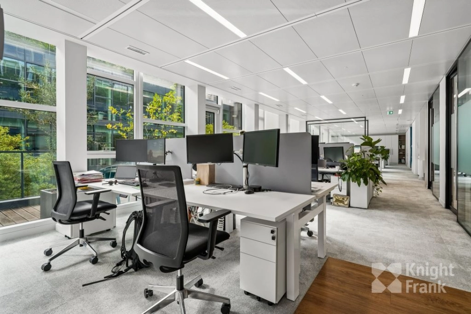location bureaux Paris-16 de 348 m²- Photo3