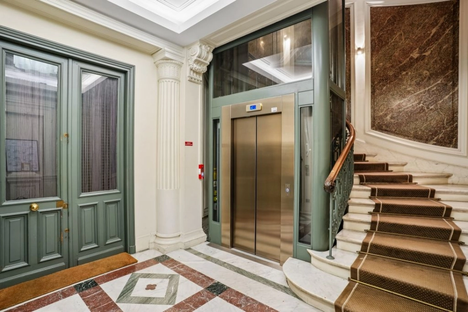 location bureaux Paris-9 de 327 m²- Photo3