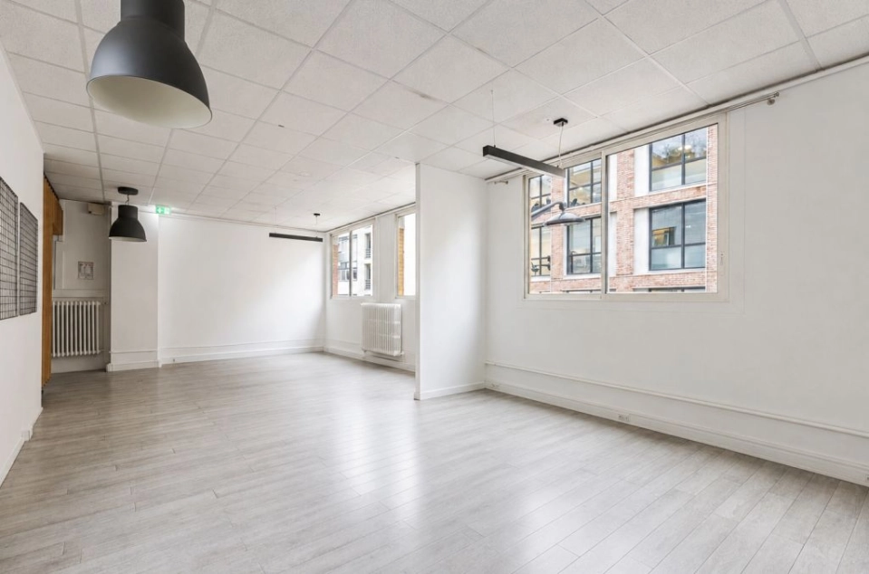 location bureaux Paris-11 de 203 m²- Photo3