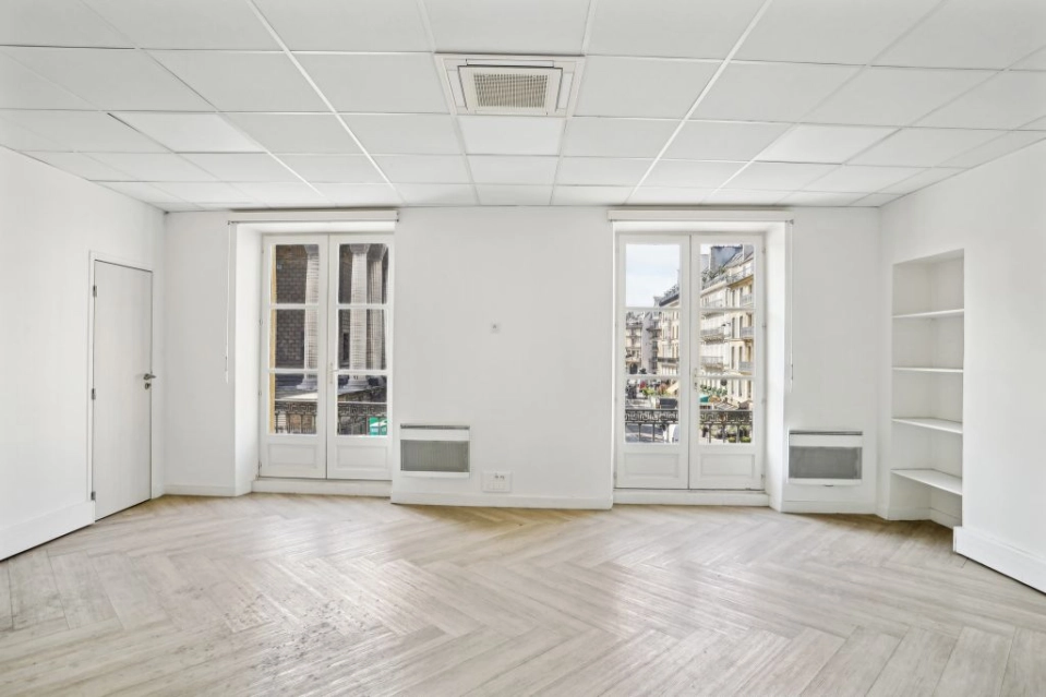 location bureaux Paris-8 de 300 m²- Photo3