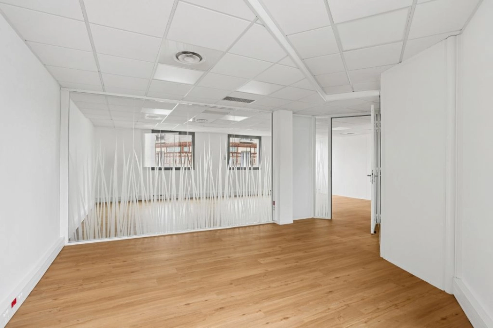 location bureaux Boulogne-Billancourt-92100 de 274 m²- Photo4