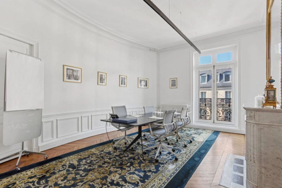 location bureaux Paris-8 de 261 m²- Photo4