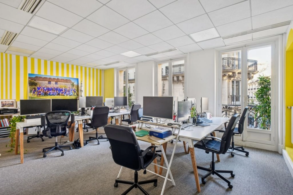 location bureaux Paris-9 de 292 m²- Photo4