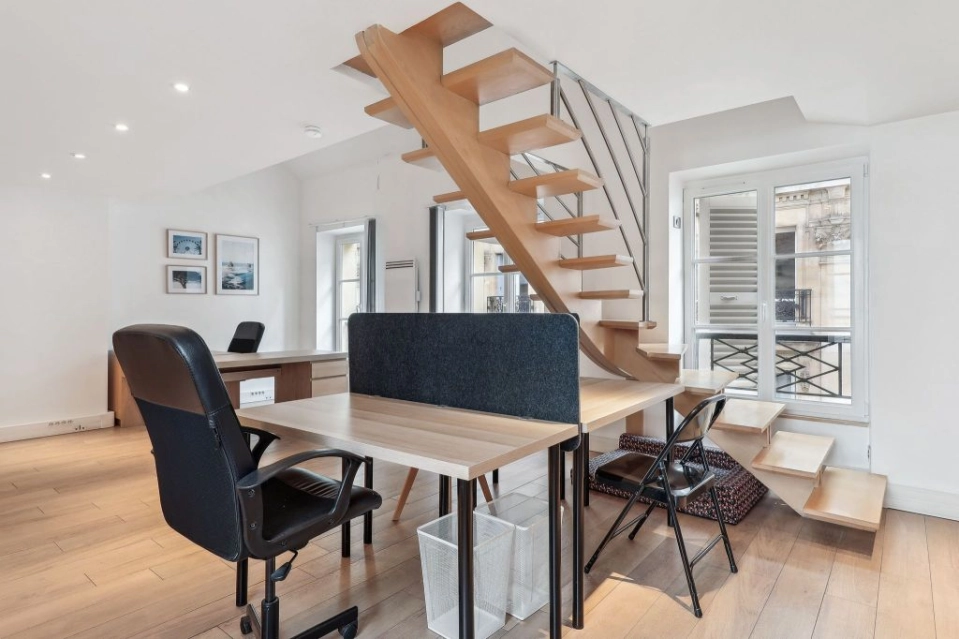 location bureaux Paris-17 de 76 m²- Photo4