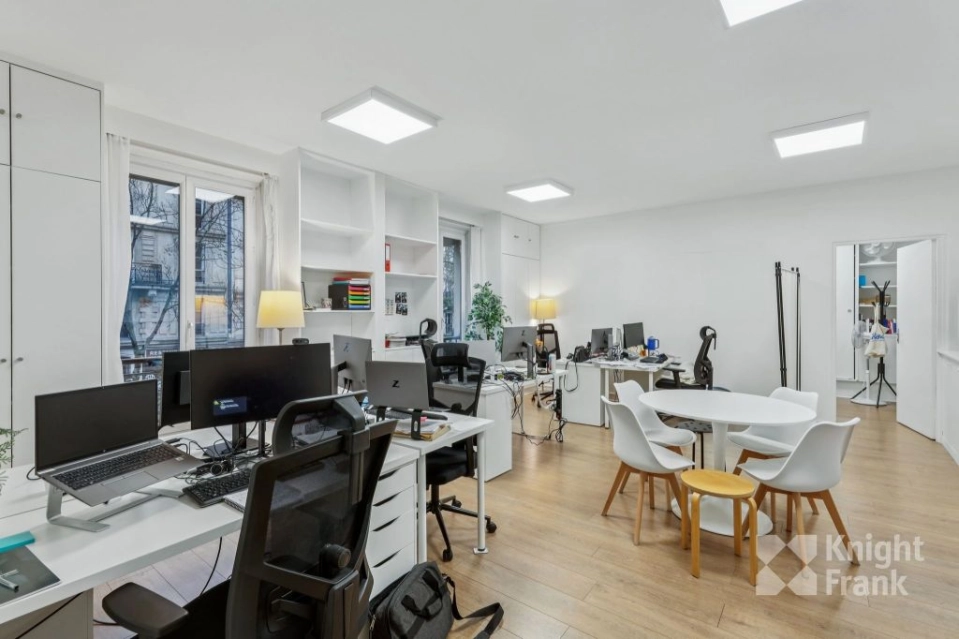 location bureaux Paris-11 de 118 m²- Photo4