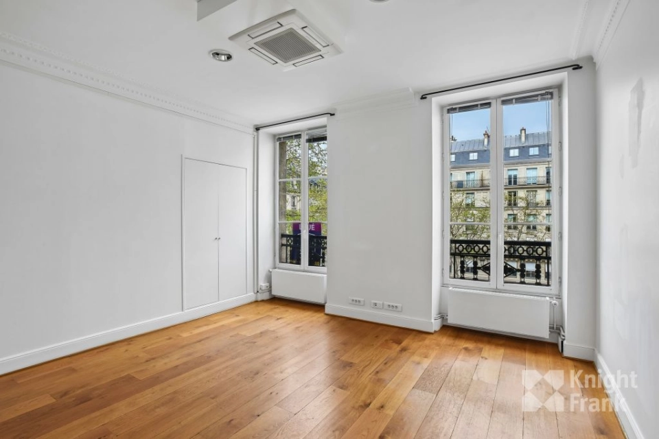 location bureaux Paris-8 de 264 m²- Photo4